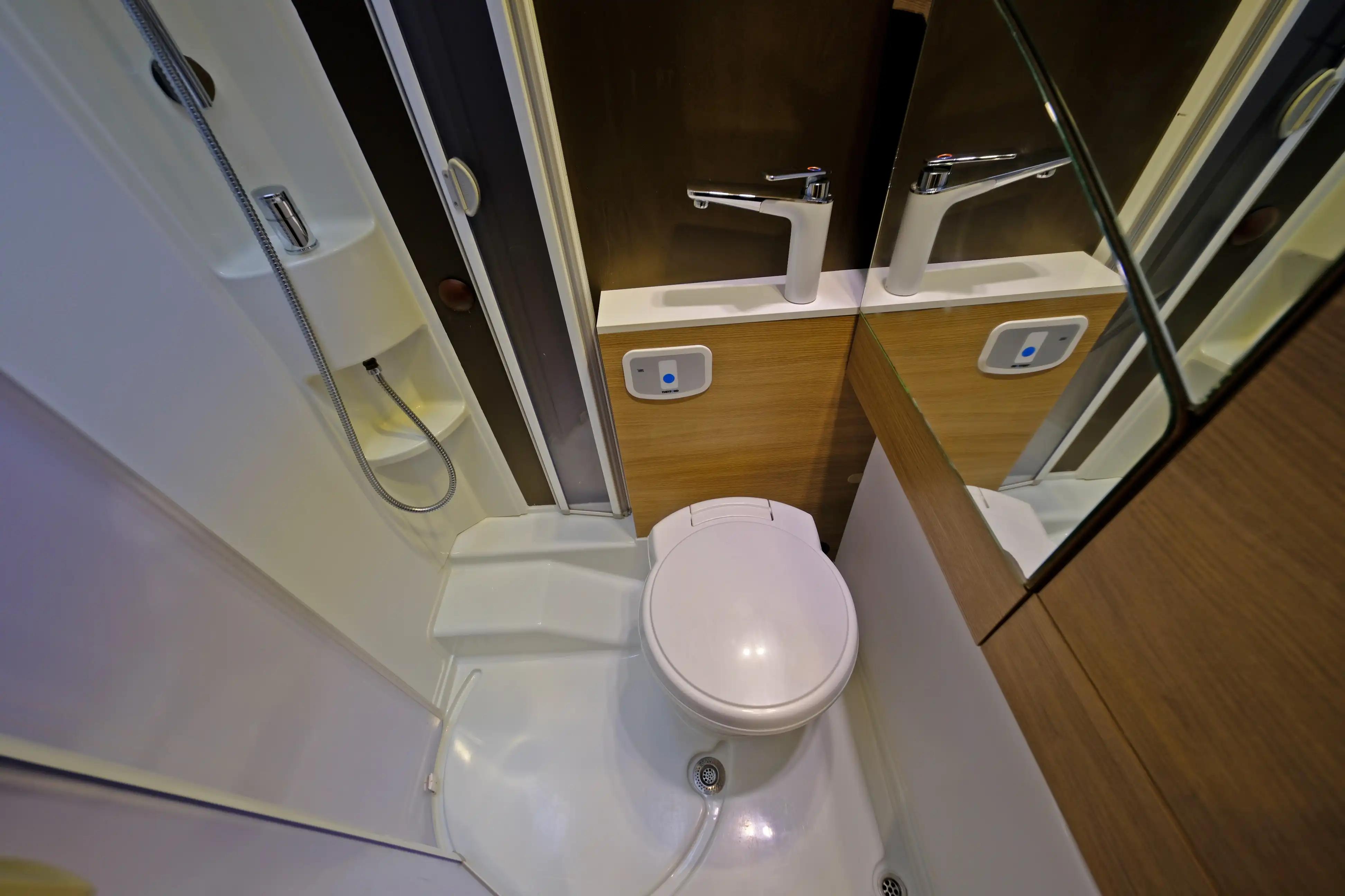 ADRIA Compact Plus SLS